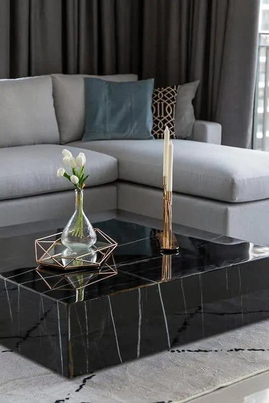 Frank Porter - Boulevard Crescent Dubai Apartment